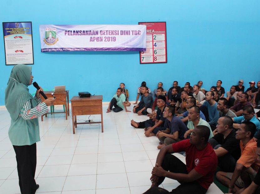 Kanwil Kemenkumham Banten Serta Dinkes Banten Deteksi Penyakit TB di Lapas Kelas IIA Serang